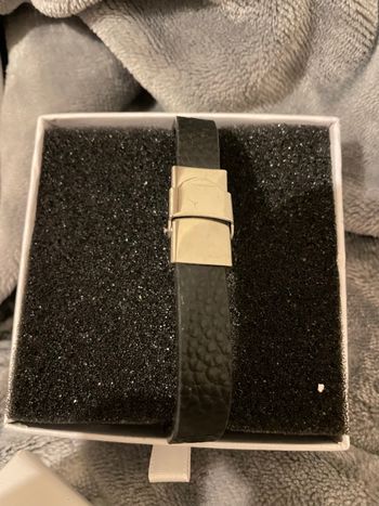 Magnifique bracelet homme en cuir effet python avec gravures acier neuf 