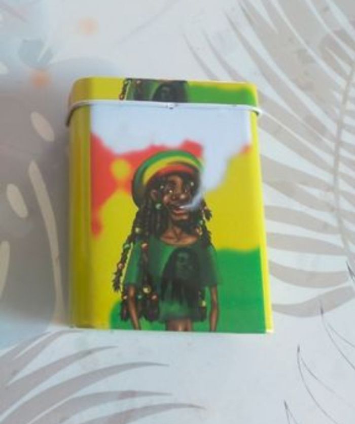 Boîte de cigarettes baba cool style bob Marley - photo numéro 5