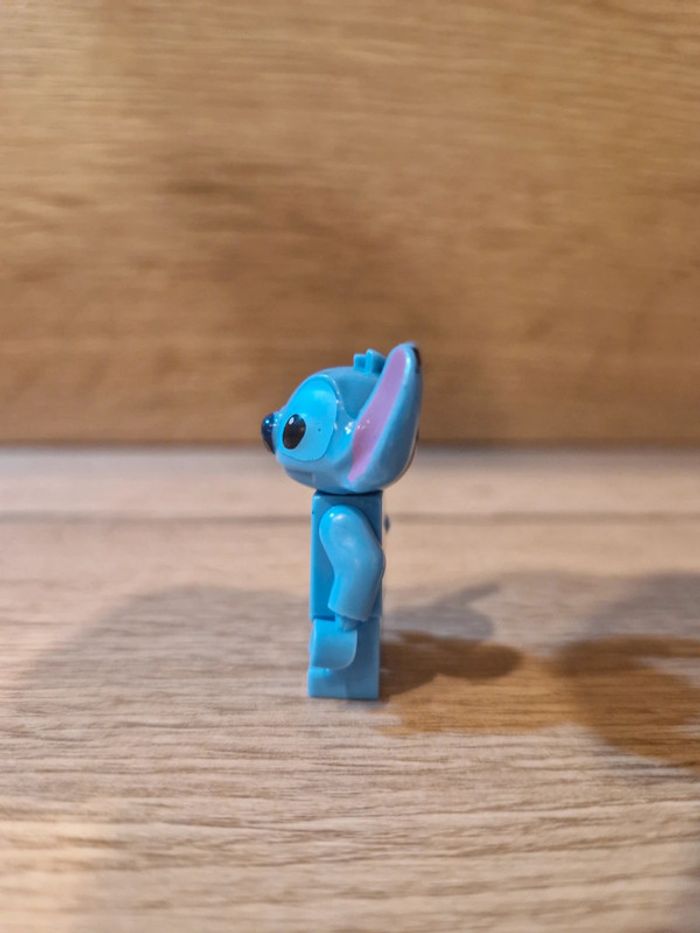 Figurine type lego Stitch Disney - photo numéro 2