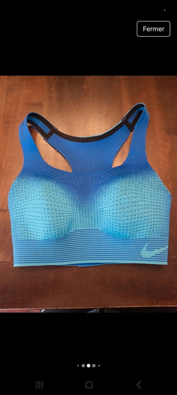 Brassière de sport Nike bleu/tourquoise taille XS - photo numéro 9