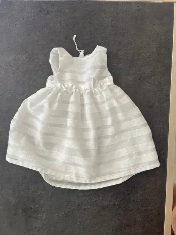 Robe blanche 18 mois
