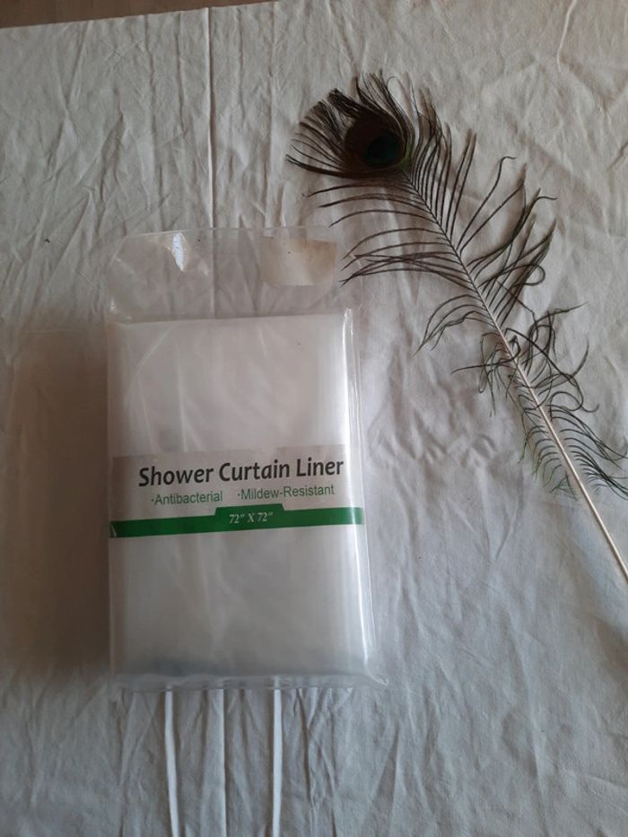 Rideau de douche neuf - photo numéro 2