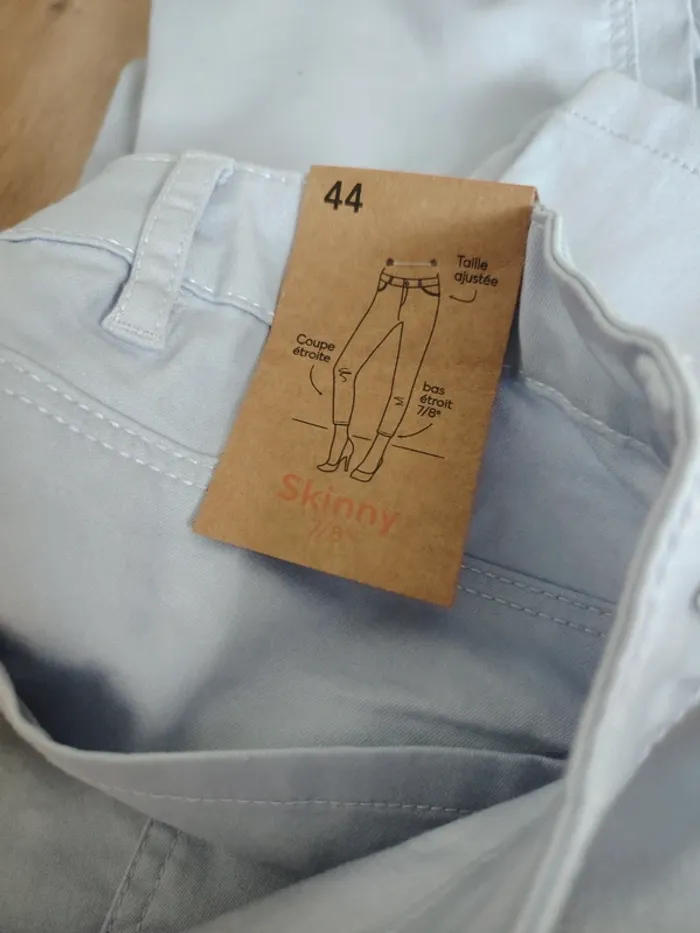 Lot 2 pantalon toile 7/8 taille 42 et 44 - photo numéro 4