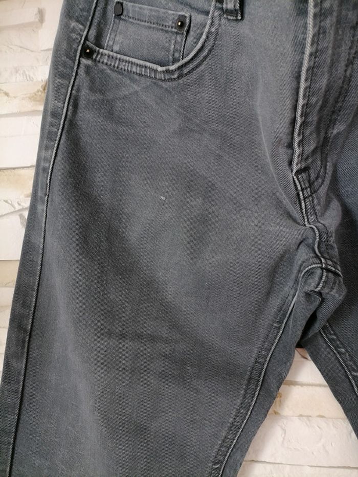 Jean's droit homme - photo numéro 5