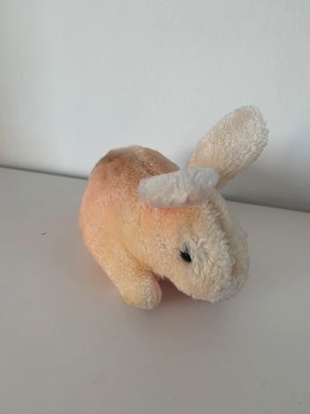 Peluche petit lapin beige