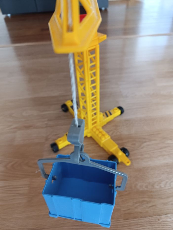 Grue de chantier - photo numéro 2