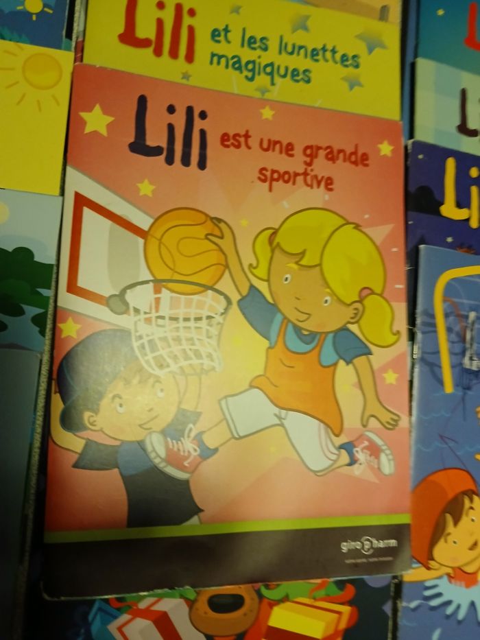 16  petits Livre de lili
