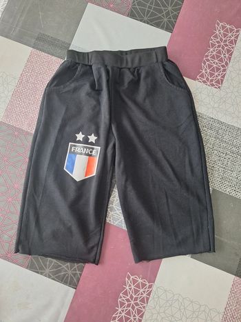 Short noir garçon taille 14 ans