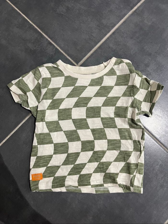 TEE shirt bebe