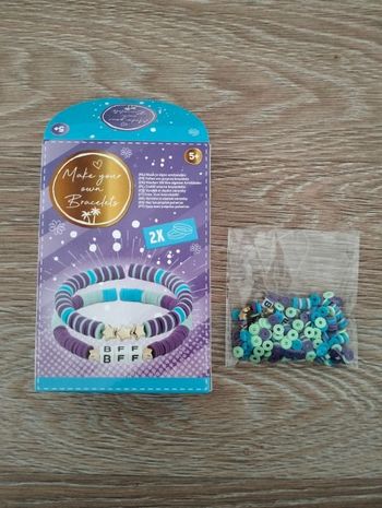 Deux bracelets à faire soi même