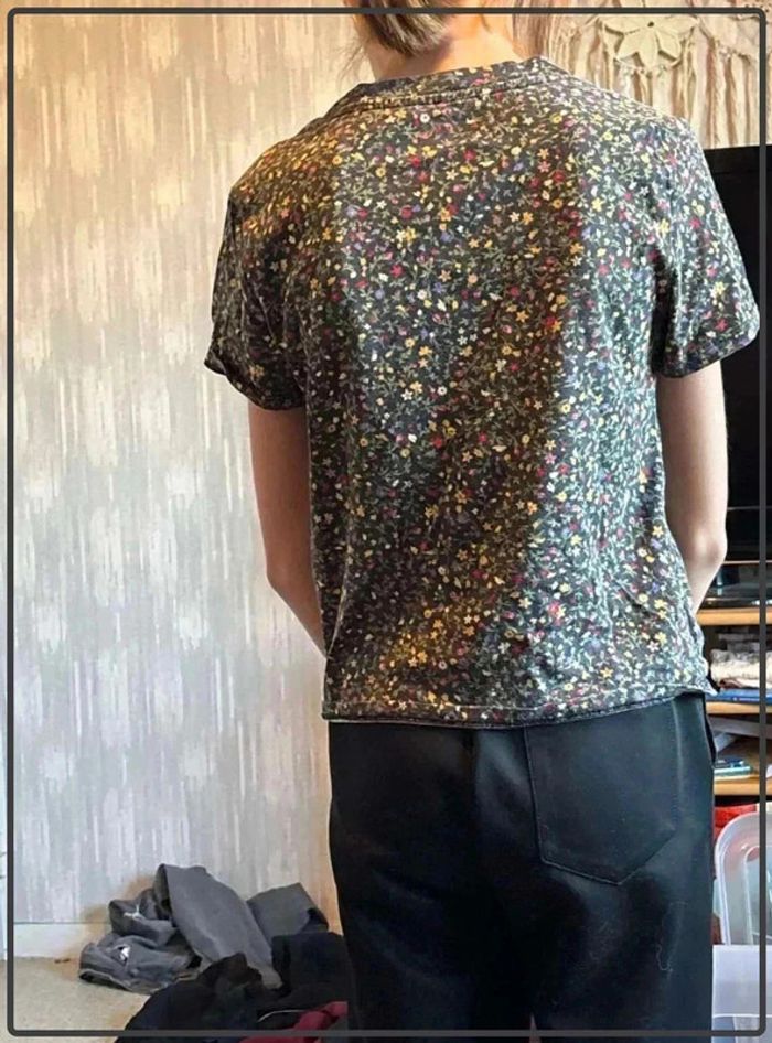 T  shirt  levi's  taille  (12ans) - photo numéro 2