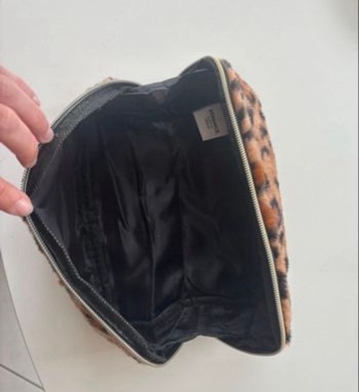 Trousse léopard Bérénice – neuve - photo numéro 2