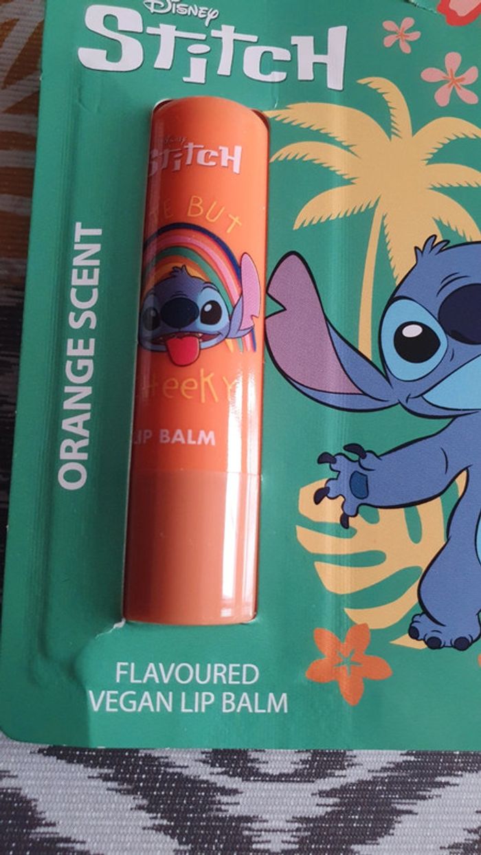 Baume à lèvres Disney Stitch - photo numéro 2