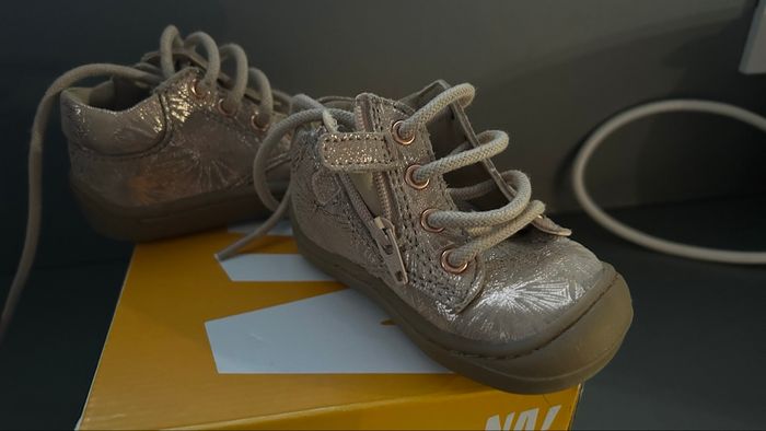 Chaussures fille 18 - photo numéro 2