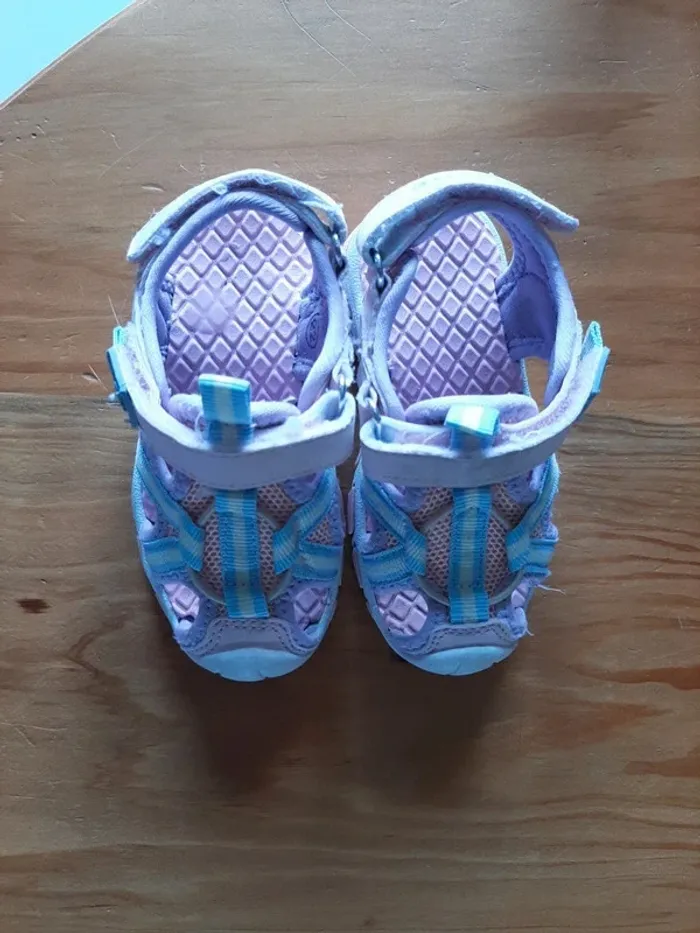 Chaussures été sandales fille pointure 22 quasi neuve - photo numéro 3
