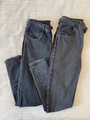 Lot de 2 Jeans / Taille 42