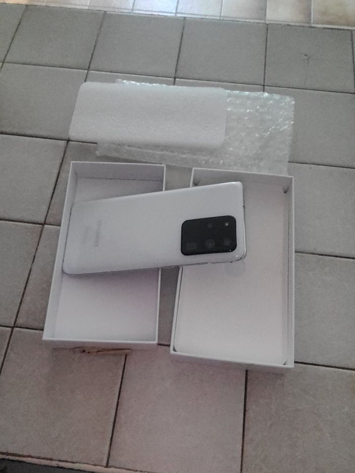 SAMSUNG S20 ULTRA 5G - photo numéro 2