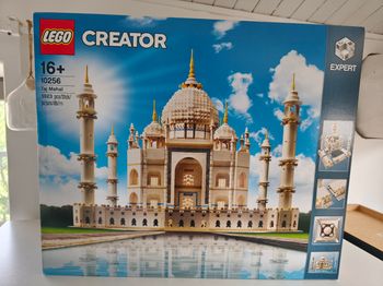 Lego scellé 10256