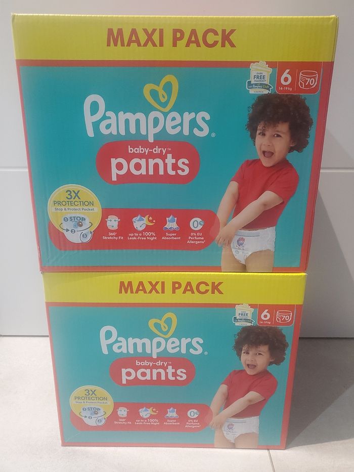 Lot de 2 cartons de couches culottes pampers baby dry pants taille 6