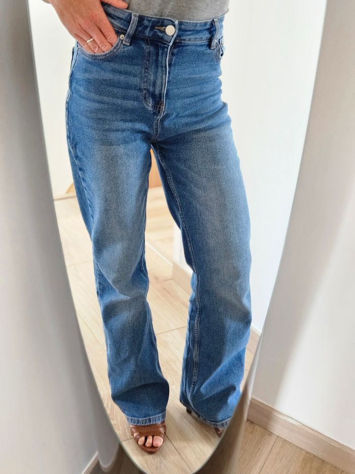 Jean neuf taille 32