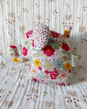 Doudou peluche éléphant H&M