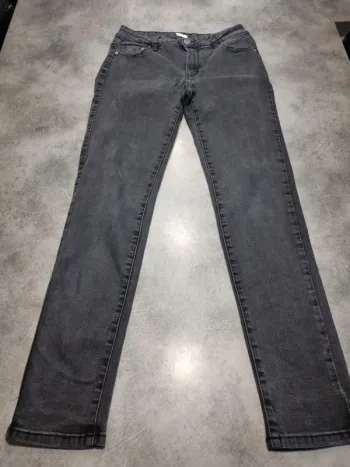 Jean cache cache Taille M coupe Slim