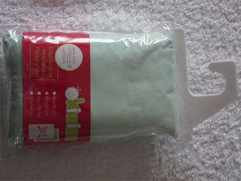 Drap housse vert clair 100% coton neuf Dimension : 75 x 95 cm