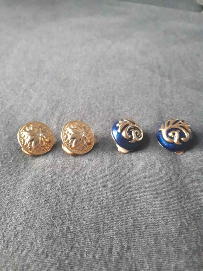 Lot , 2 Boucles d'oreilles plaqué or