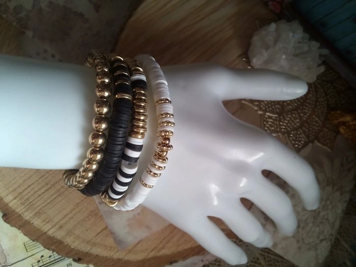 Lot de 4 bracelets perlés/heishi - photo numéro 2