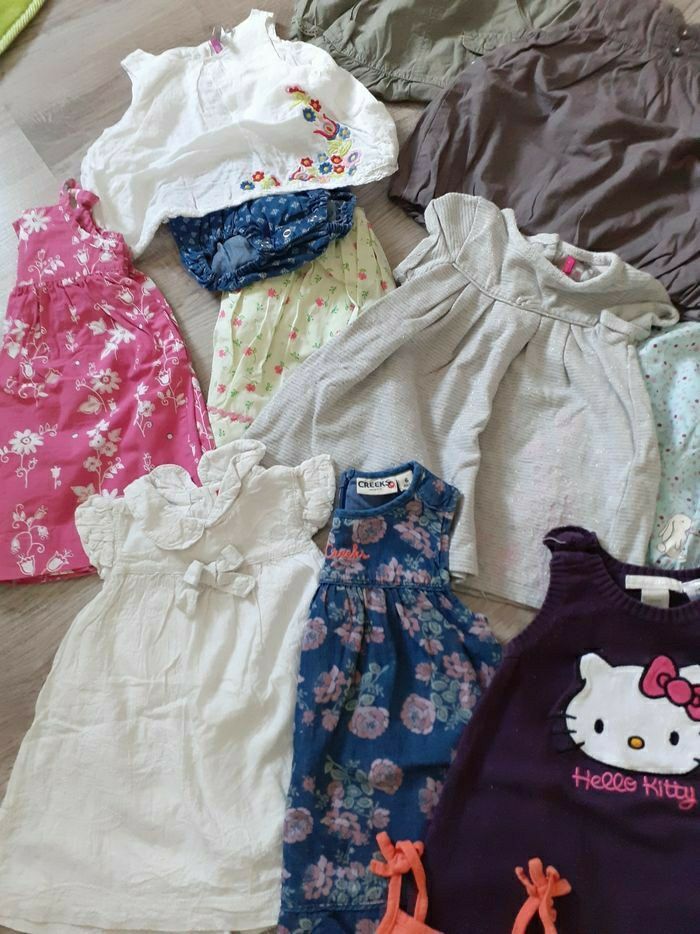 Gros lot robes fille - photo numéro 3