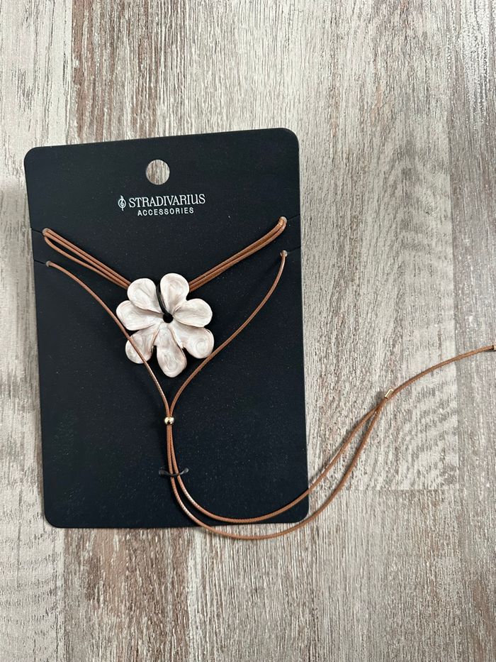 Collier Stradivarius