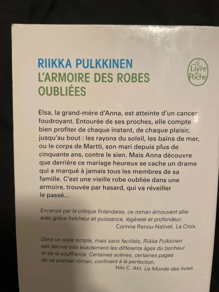 L’armoire des robes - photo numéro 2