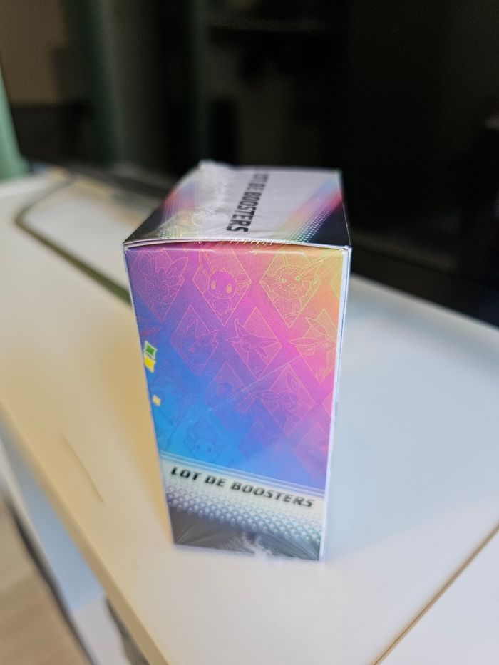 Bundle Pokemon 8.5 Évolution Prismatiques - photo numéro 2
