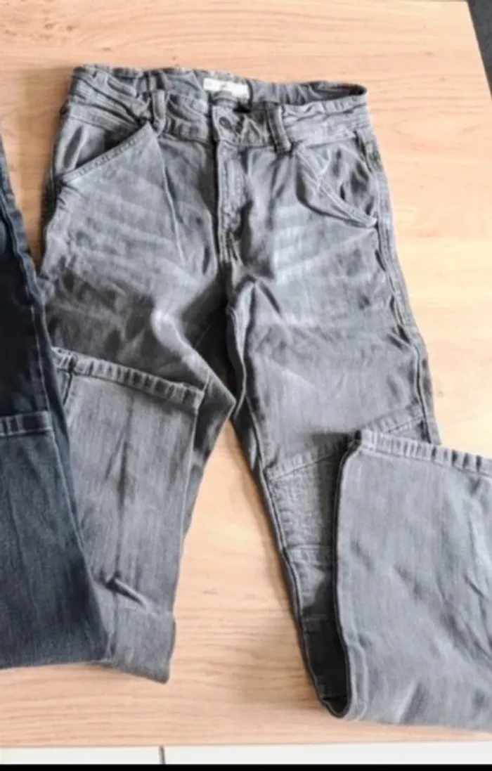 Vêtements 10 ans garcon bien lire annonce - photo numéro 11