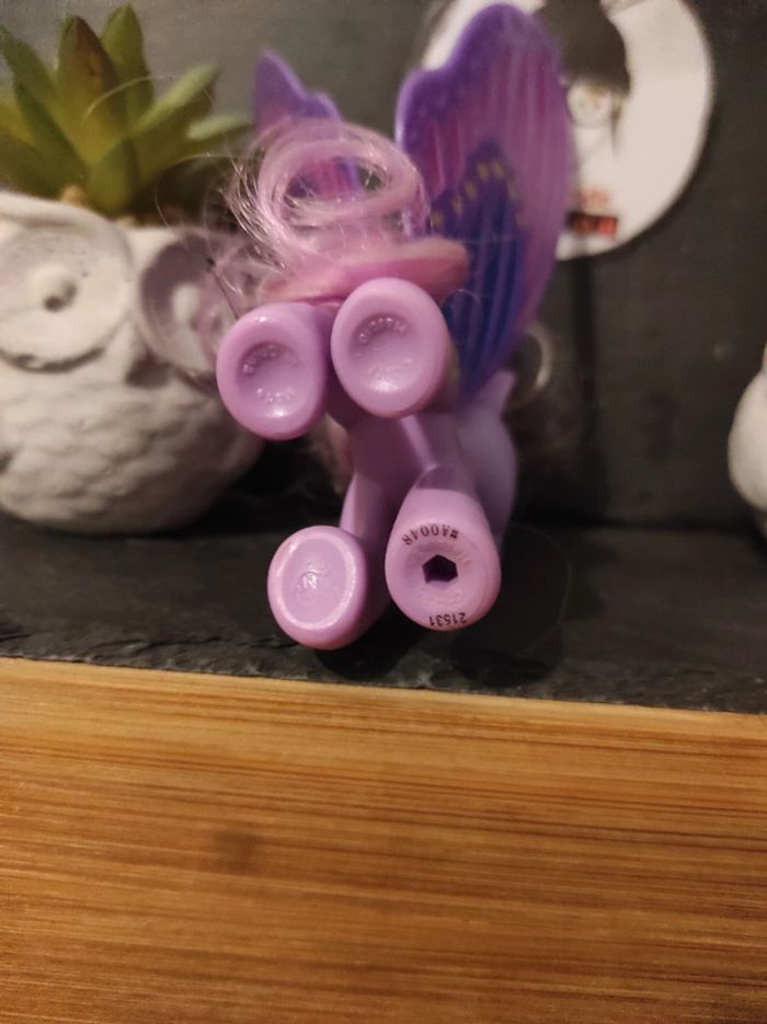 G4 Little Pony mein kleines pequeno Poney Daisy Dreams II Wing #geektradeponeyg4 - photo numéro 3