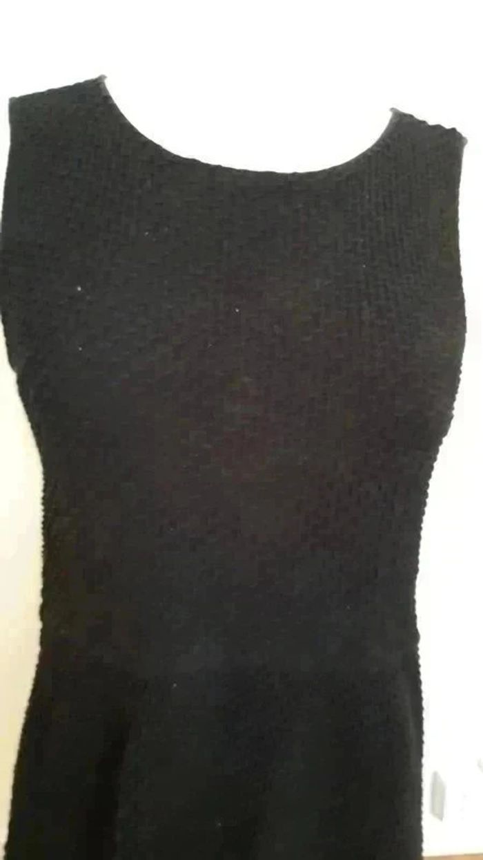 Robe noir 38 h et m - photo numéro 2