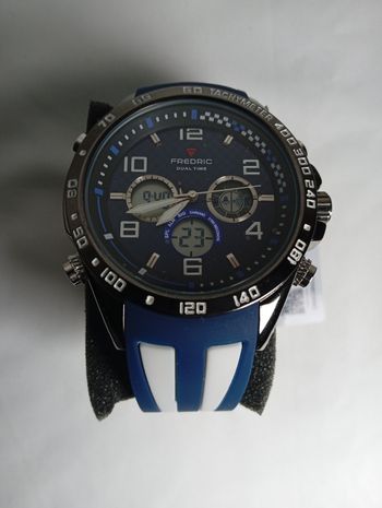 Montre Fredric