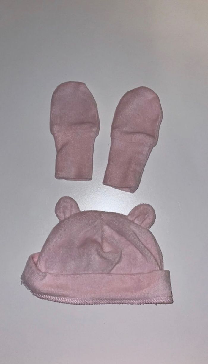 Bonnet et gant taille 0