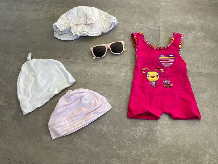 Lot chapeau et maillot