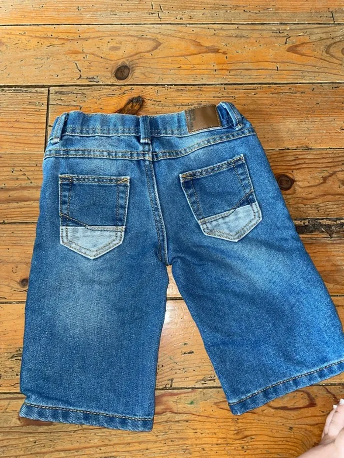 Short 4 ans in extenso - photo numéro 3