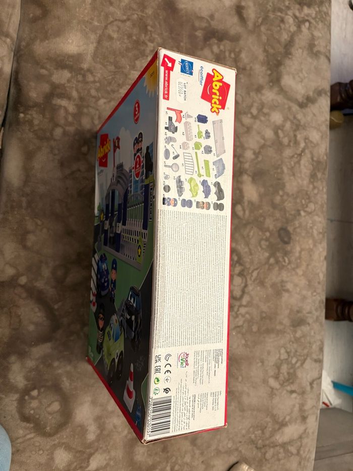 Commissariats de police - photo numéro 3