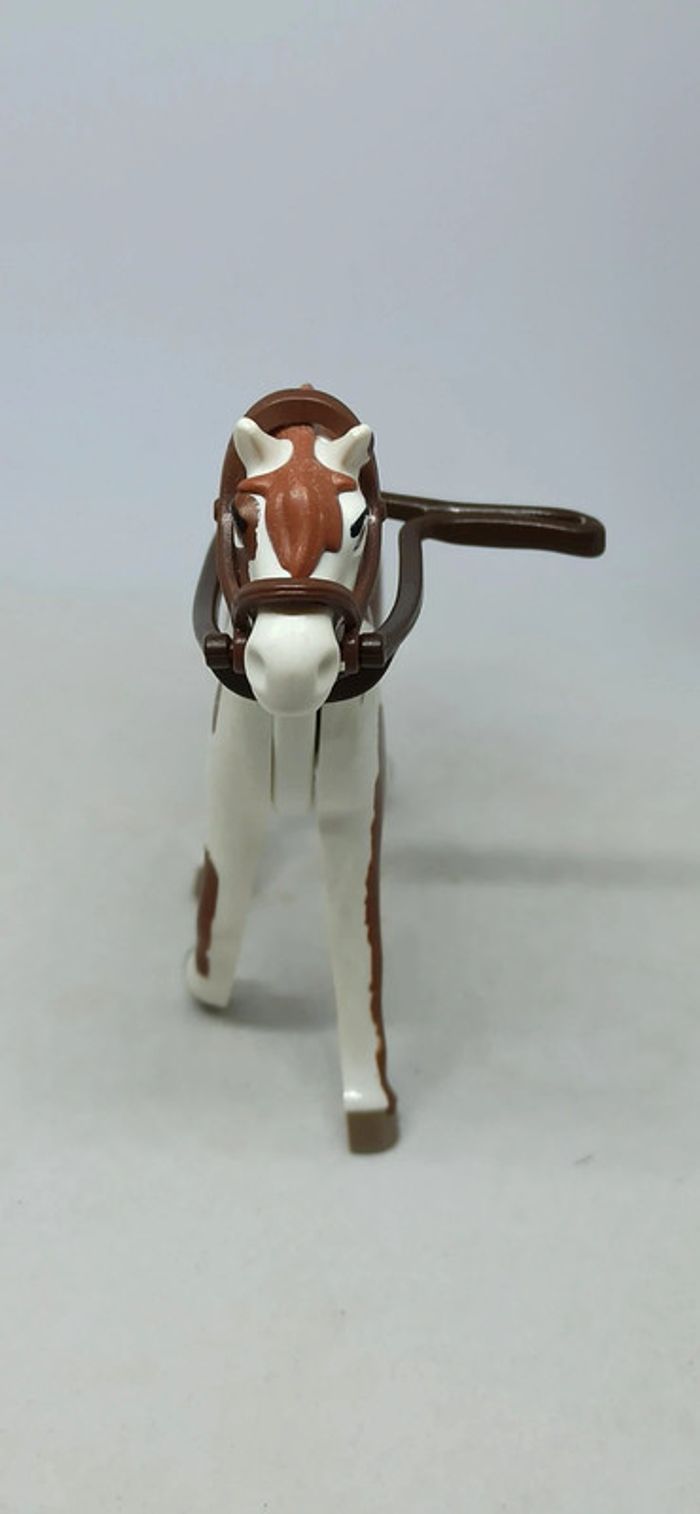 Cheval blanc et marron avec crinière et accessoires marron playmobil - photo numéro 2