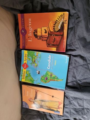 Livres de theatre Voltaire