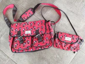 Sac bandoulière et pochette mickey Disney