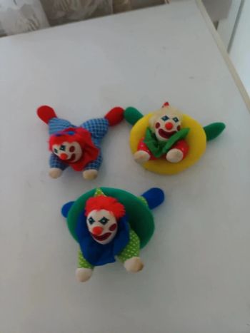 Lot de 3 peluches clown