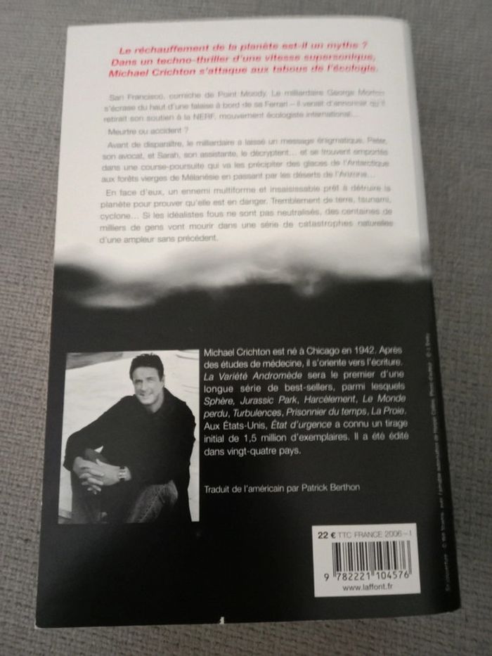 Michael Crichton 🪅 État d'urgence - photo numéro 2