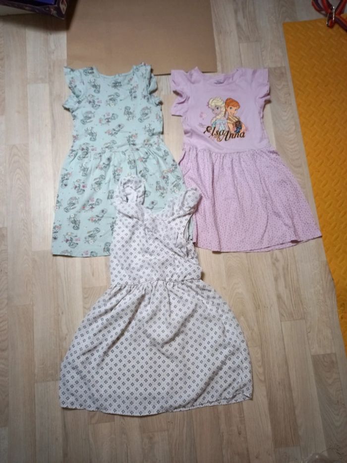 Lot de 3 robes - photo numéro 2