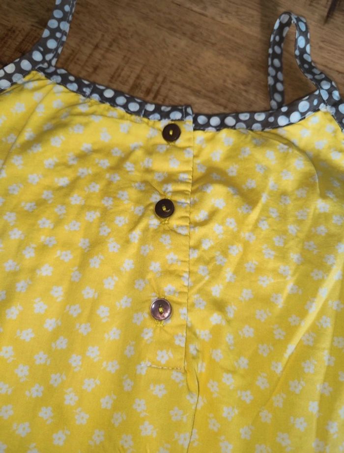 Jolie robe jaune à fleurs Confetti 4 ans