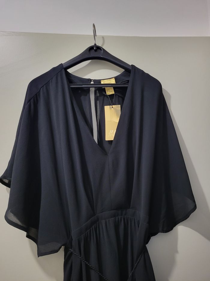 Petite robe noire H&M T38 - photo numéro 7