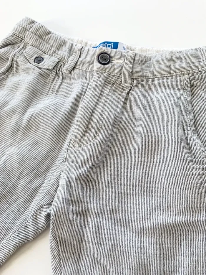 Très beau short Okaïdi – Coupe slim – Taille 7 ans - photo numéro 2